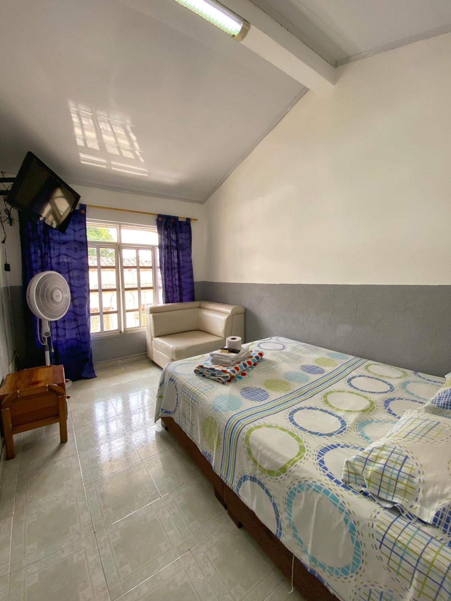 Hotel Ciudad Senora 布加 外观 照片