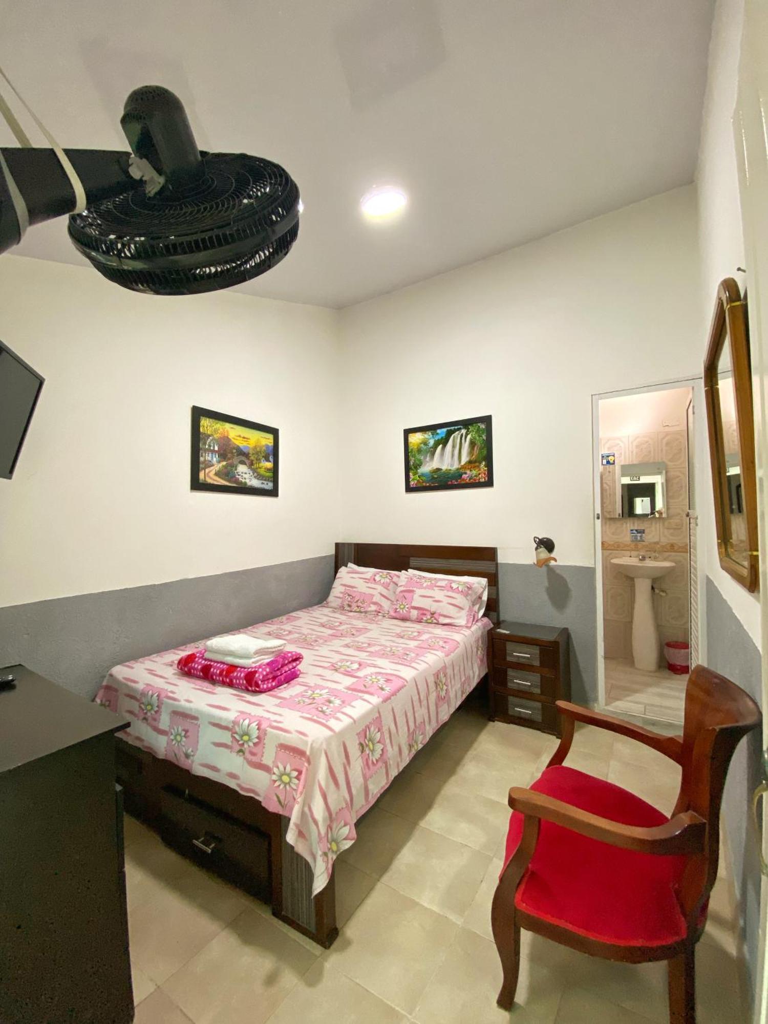 Hotel Ciudad Senora 布加 外观 照片