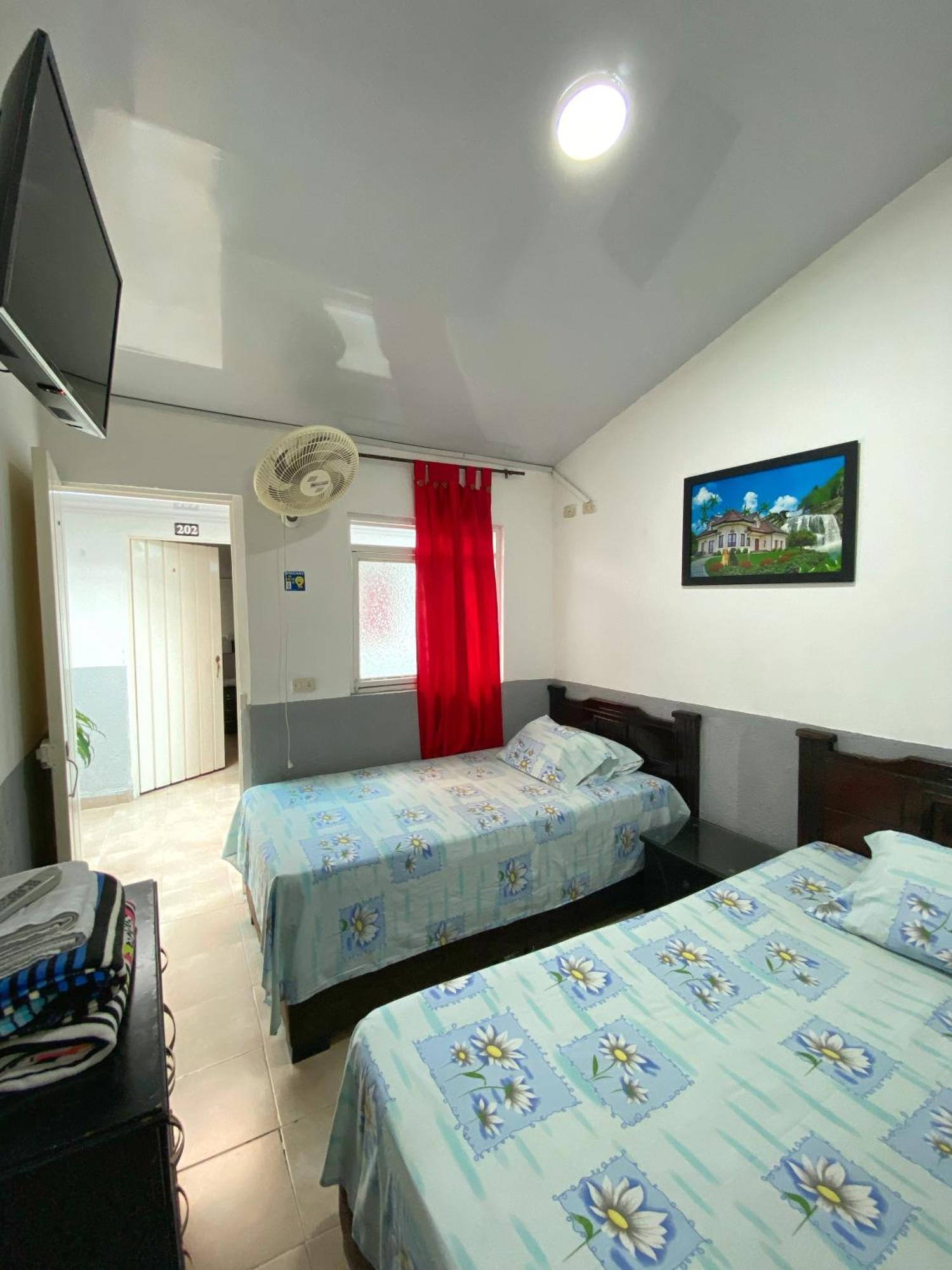 Hotel Ciudad Senora 布加 外观 照片